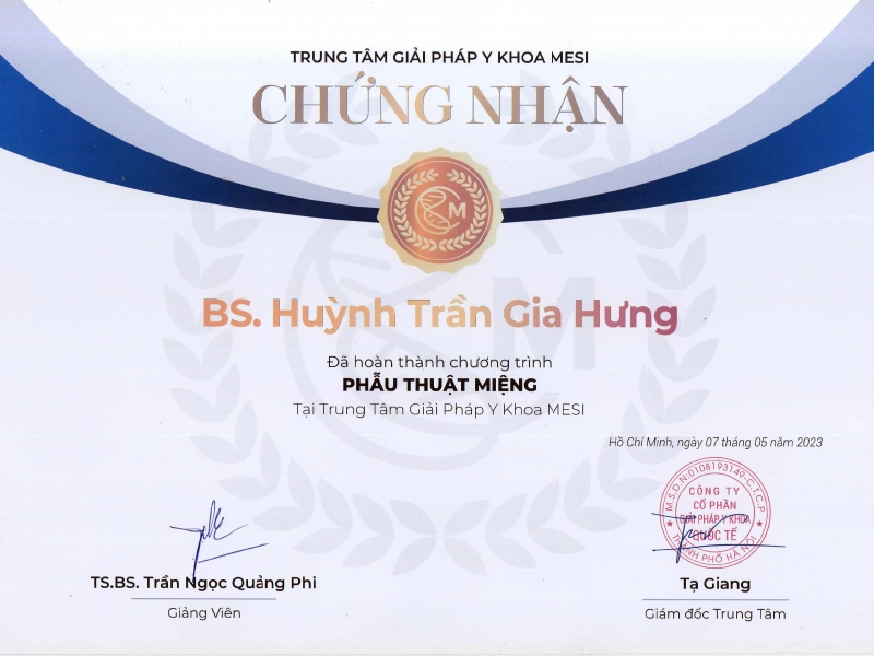 Chứng nhận phẫu thuật miệng